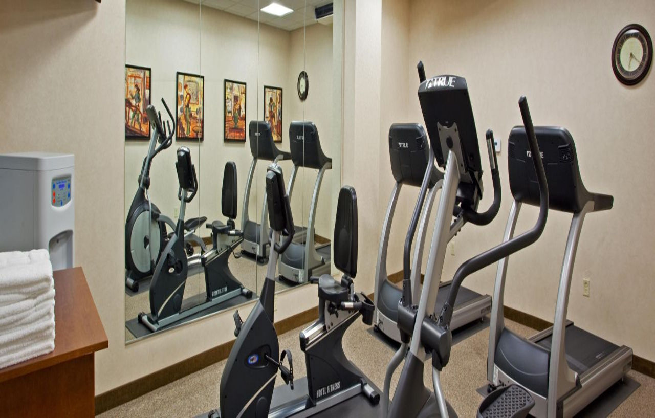 Holiday Inn Purdue - Fort Wayne By Ihg Buitenkant foto